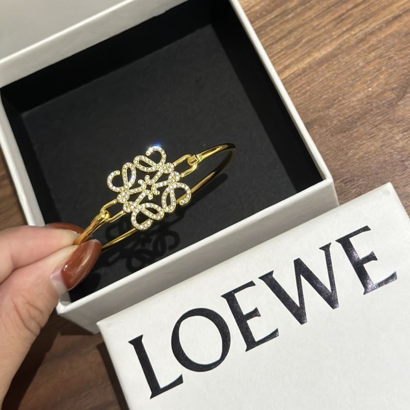 L0ew*